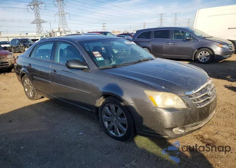 2006 Toyota Avalon Xl z USA, uszkodzony, nr VIN 4T1BK36B06U078692